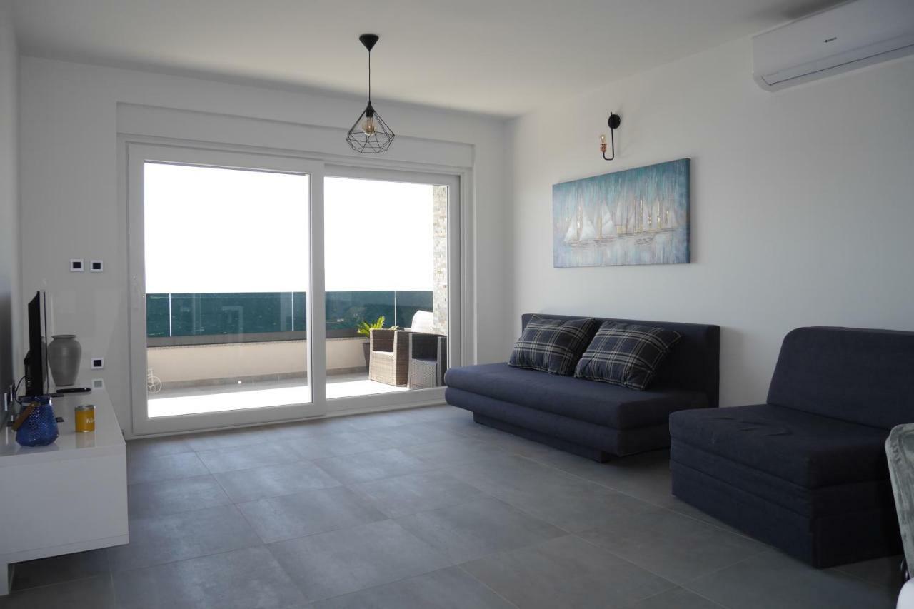 Luxury Apartments Beach Jesenice  Eksteriør billede