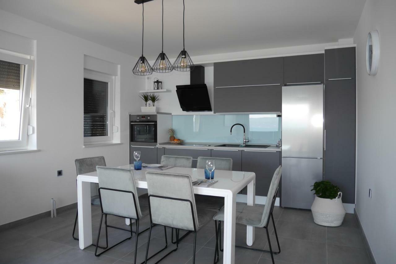 Luxury Apartments Beach Jesenice  Eksteriør billede