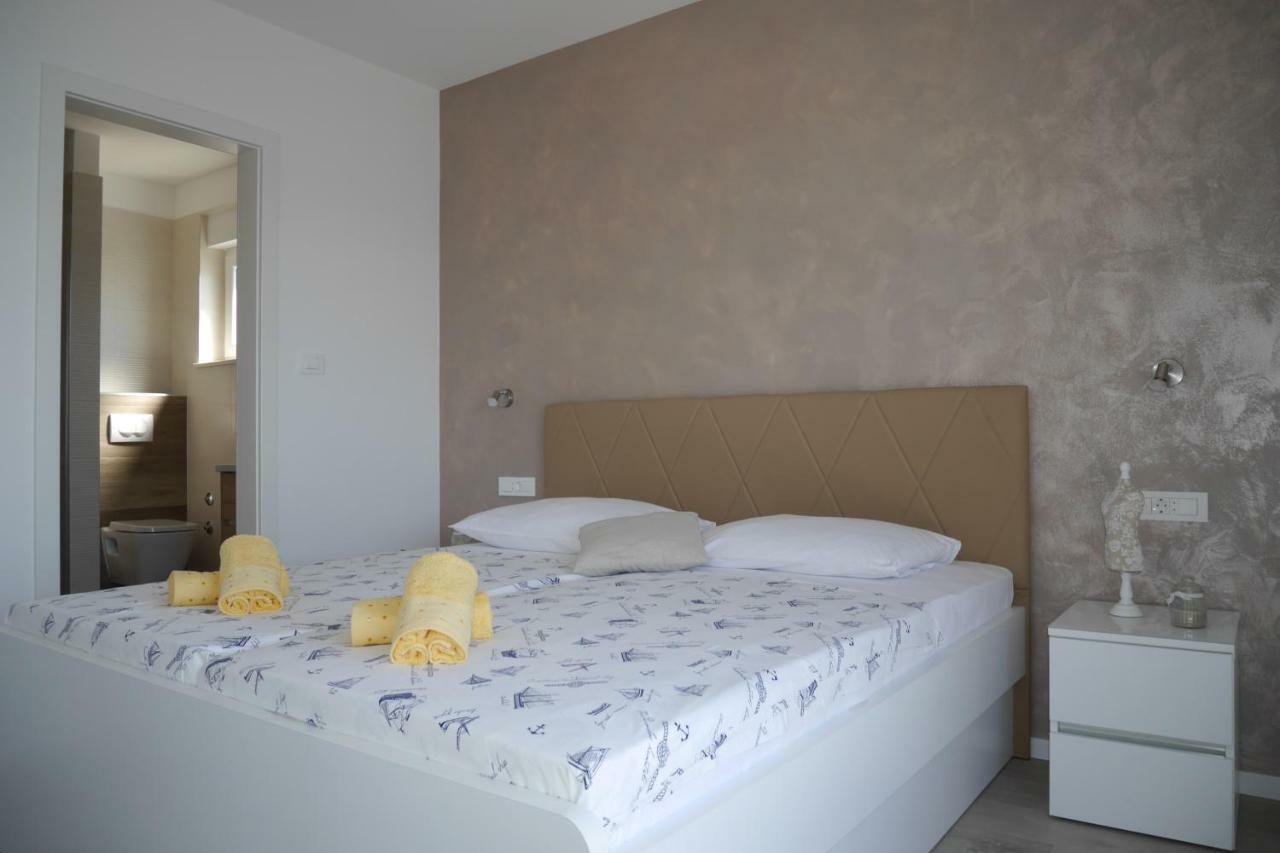 Luxury Apartments Beach Jesenice  Eksteriør billede
