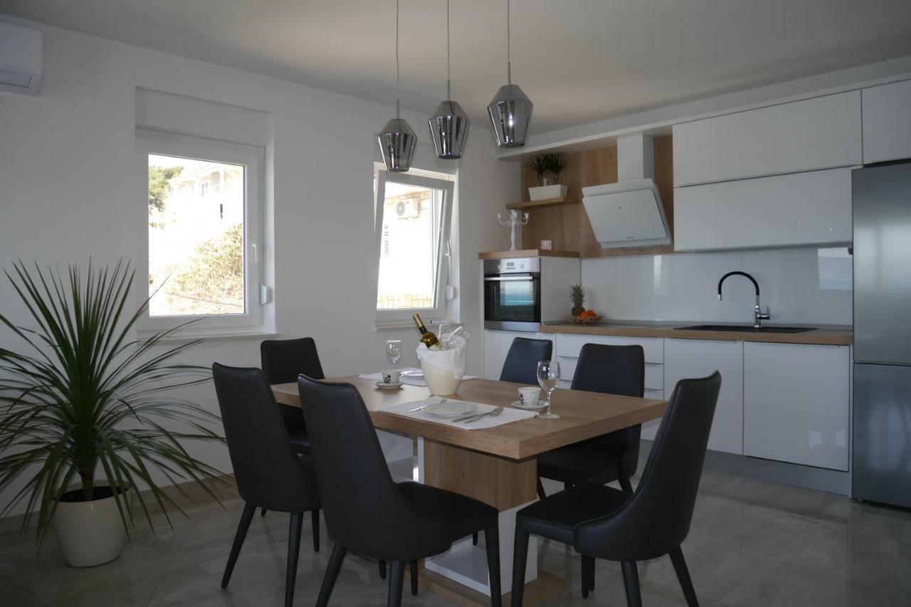 Luxury Apartments Beach Jesenice  Eksteriør billede