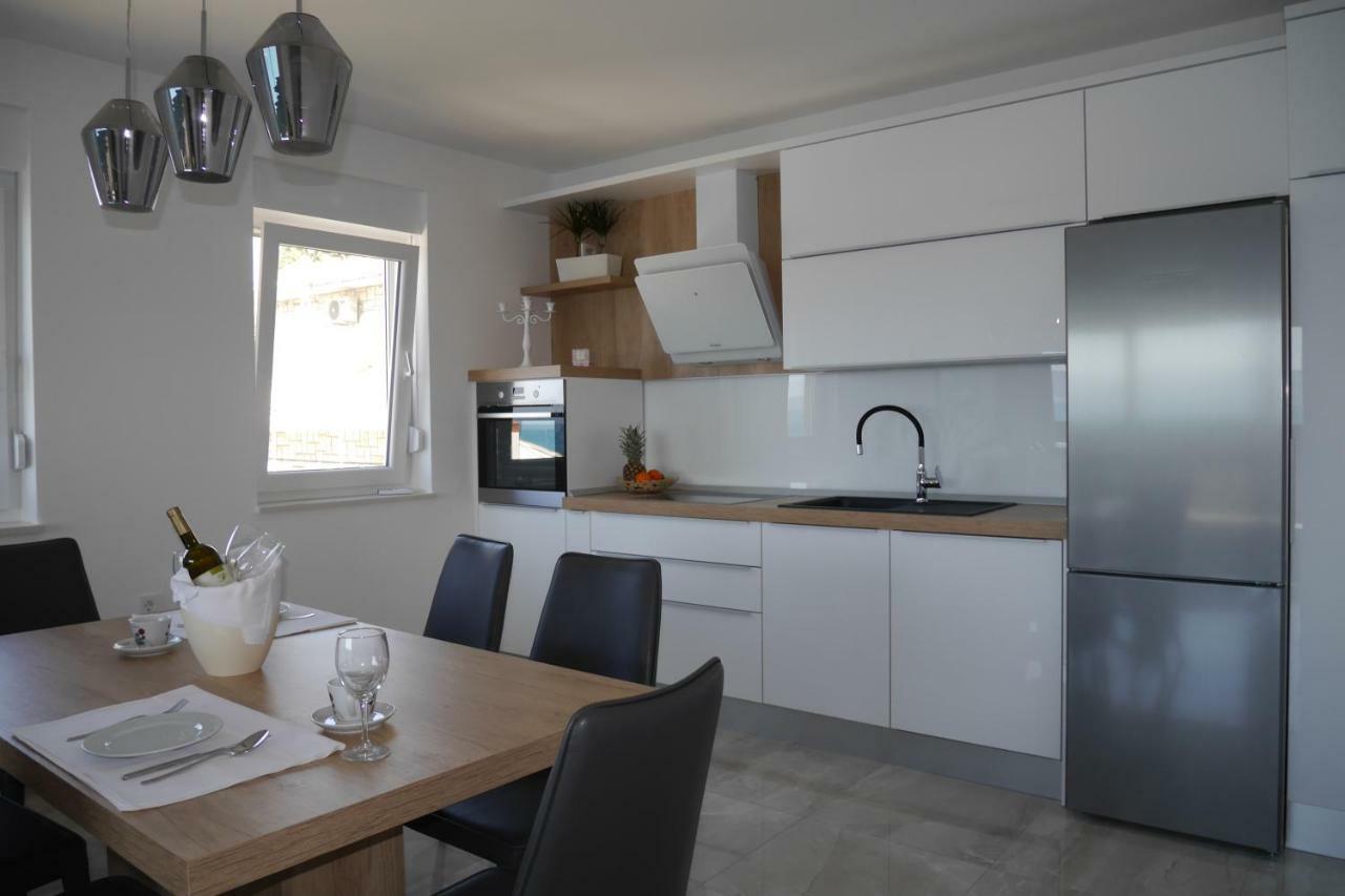 Luxury Apartments Beach Jesenice  Eksteriør billede