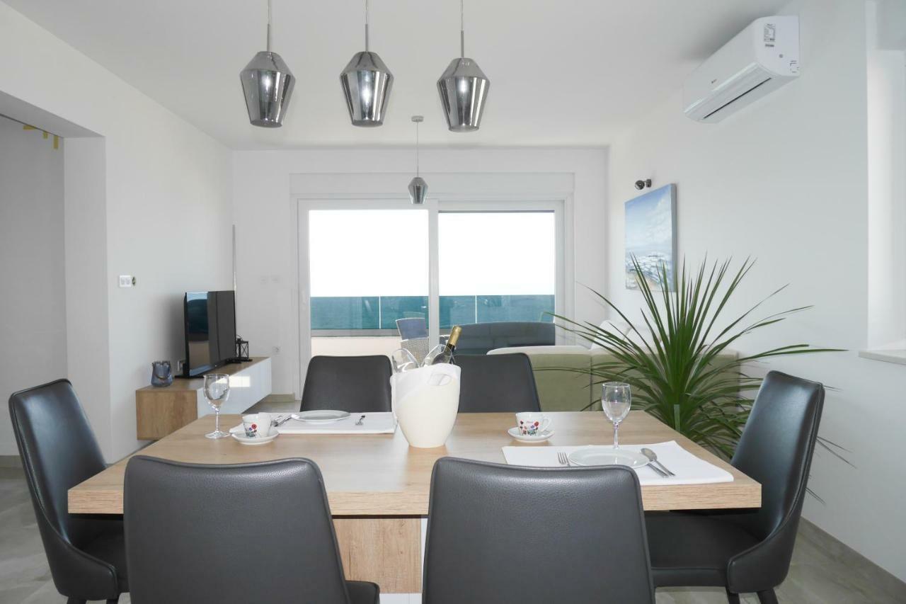 Luxury Apartments Beach Jesenice  Eksteriør billede